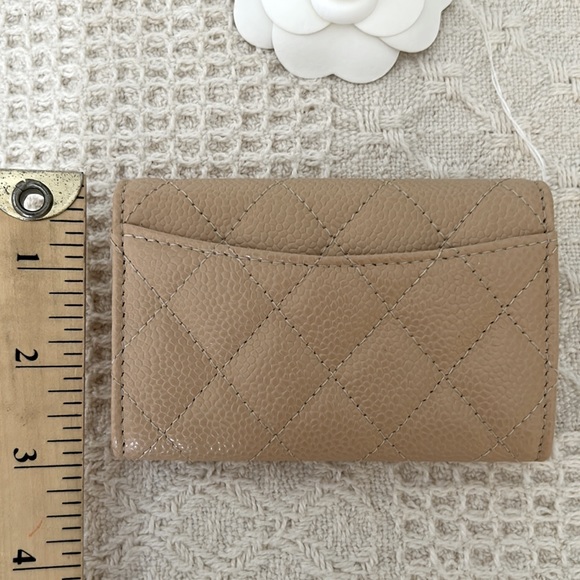 Chanel Flap Card Holder Caviar Beige REV - Picture 8 of 15